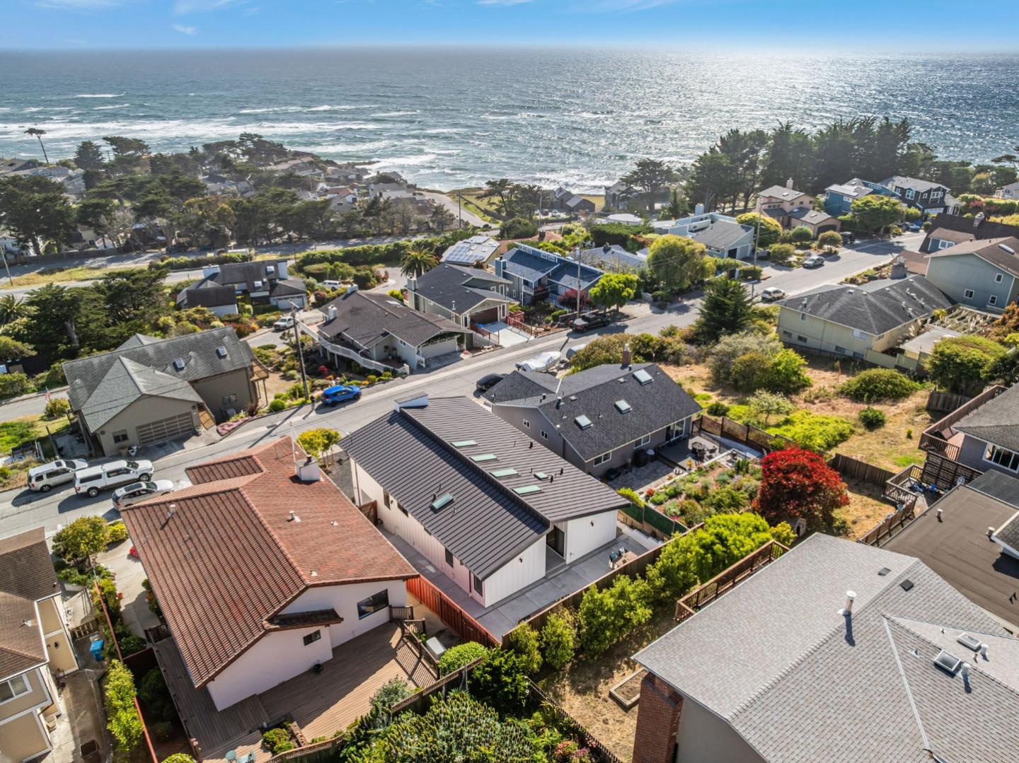 Detail Gallery Image 32 of 34 For 651 Stetson St, Moss Beach,  CA 94038 - 3 Beds | 2 Baths