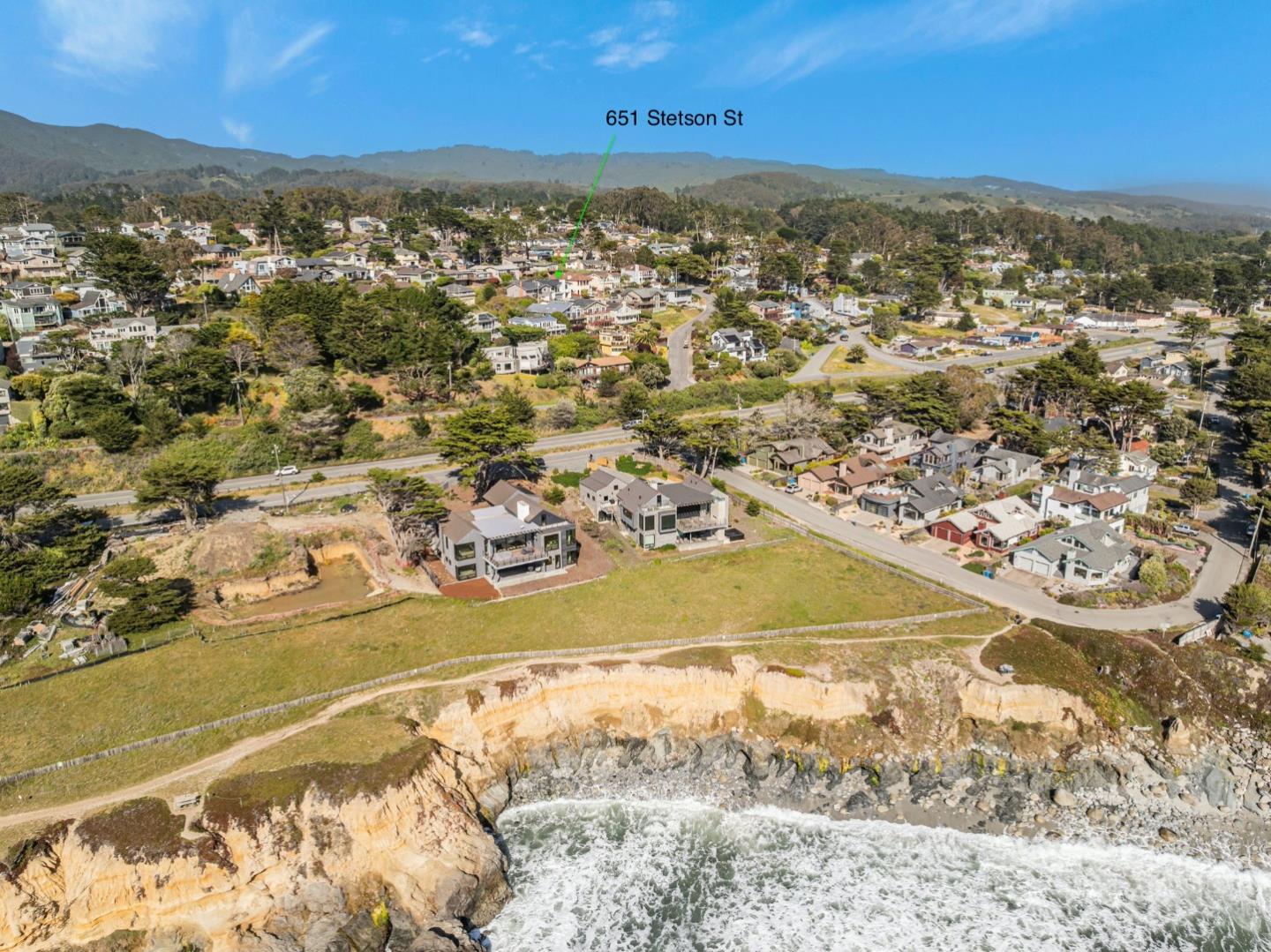Detail Gallery Image 33 of 34 For 651 Stetson St, Moss Beach,  CA 94038 - 3 Beds | 2 Baths