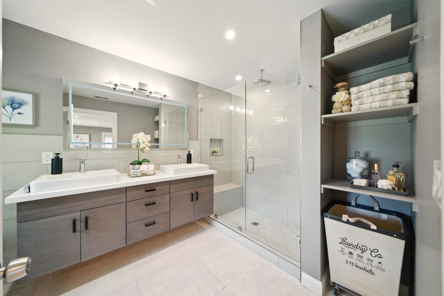Detail Gallery Image 2 of 50 For 660 Giralda Dr, Los Altos,  CA 94024 - 4 Beds | 3 Baths