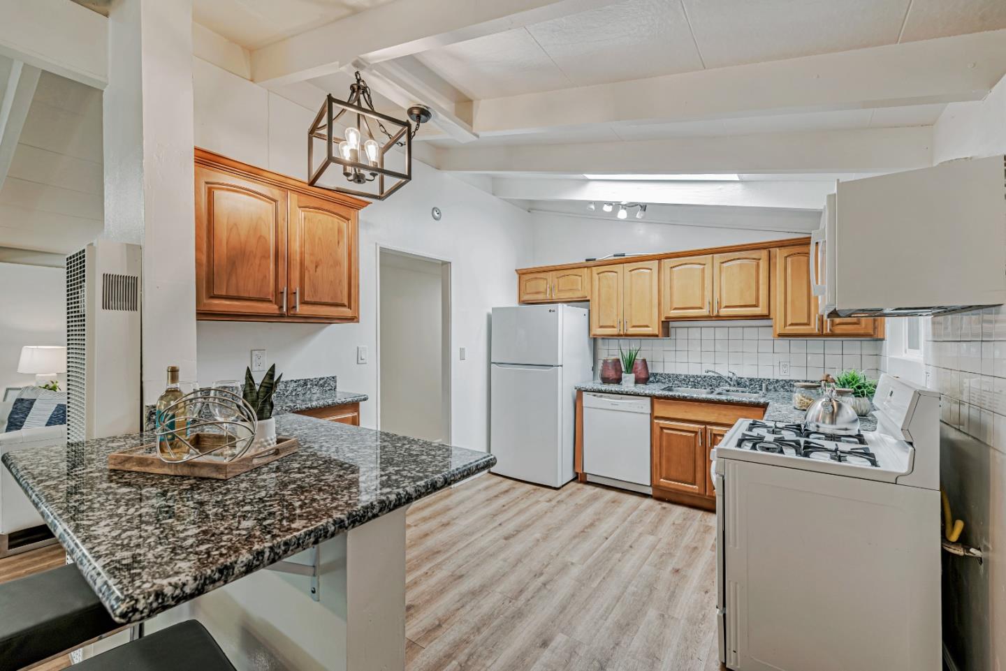 Detail Gallery Image 10 of 54 For 3375 Holly Dr, San Jose,  CA 95127 - 3 Beds | 1 Baths