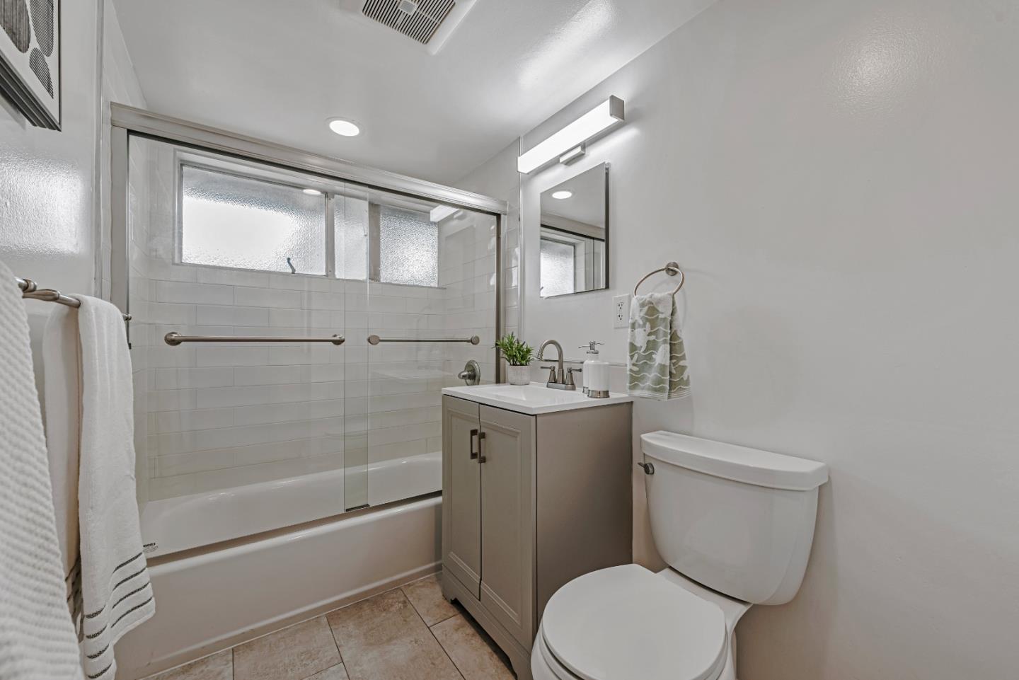 Detail Gallery Image 29 of 54 For 3375 Holly Dr, San Jose,  CA 95127 - 3 Beds | 1 Baths