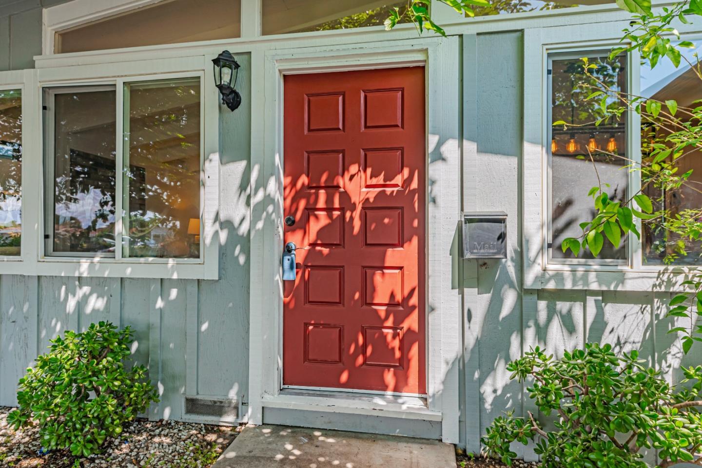 Detail Gallery Image 5 of 54 For 3375 Holly Dr, San Jose,  CA 95127 - 3 Beds | 1 Baths