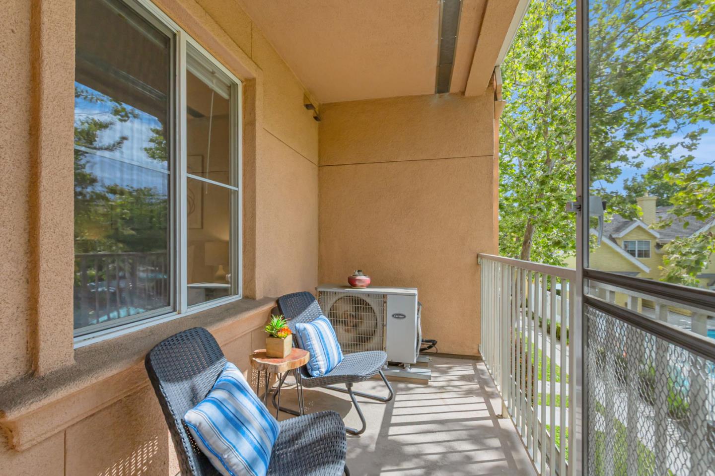 Detail Gallery Image 14 of 19 For 2255 Showers Dr #251,  Mountain View,  CA 94040 - 2 Beds | 2 Baths