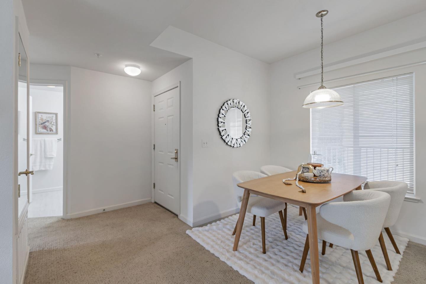 Detail Gallery Image 7 of 19 For 2255 Showers Dr #251,  Mountain View,  CA 94040 - 2 Beds | 2 Baths
