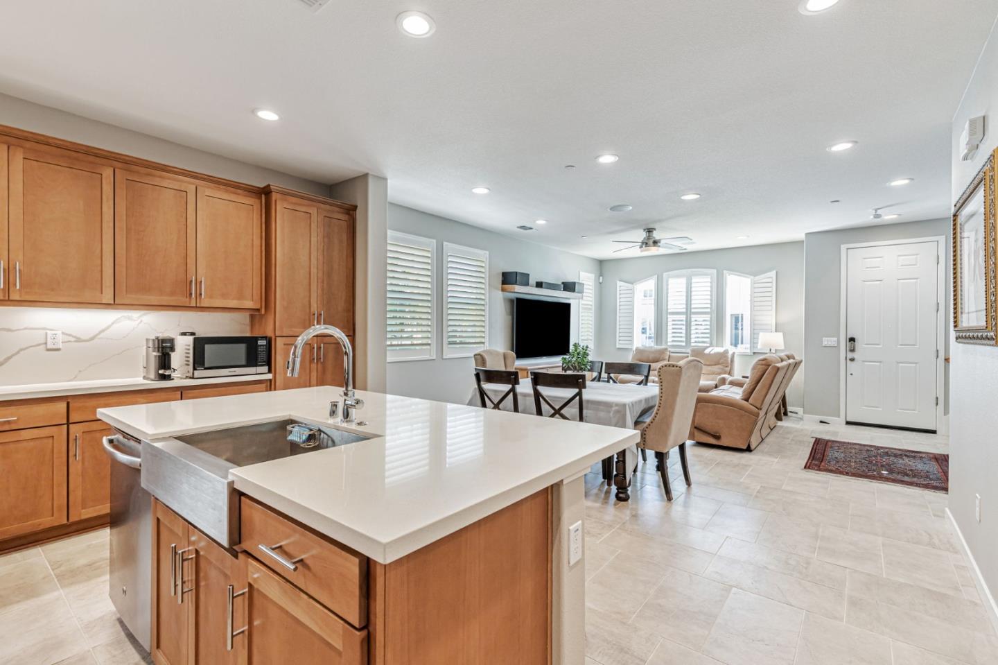 Detail Gallery Image 16 of 53 For 810 Saint Rufina Ln, Morgan Hill,  CA 95037 - 3 Beds | 2/1 Baths
