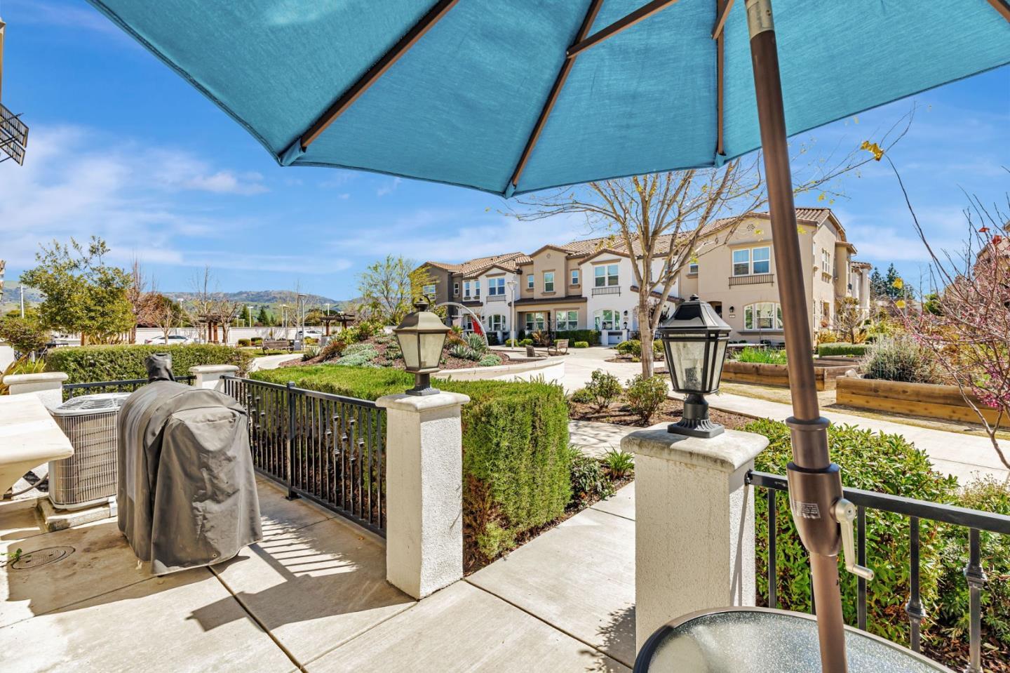 Detail Gallery Image 7 of 53 For 810 Saint Rufina Ln, Morgan Hill,  CA 95037 - 3 Beds | 2/1 Baths