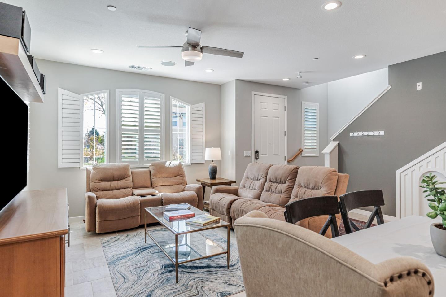 Detail Gallery Image 8 of 53 For 810 Saint Rufina Ln, Morgan Hill,  CA 95037 - 3 Beds | 2/1 Baths