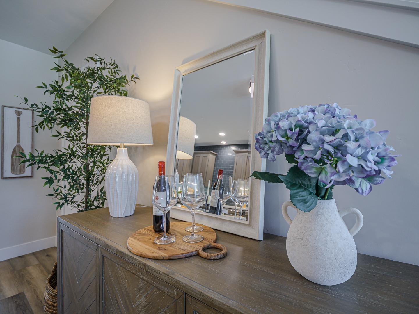Detail Gallery Image 10 of 31 For 116 Aptos Village Way #2,  Aptos,  CA 95003 - 2 Beds | 2 Baths
