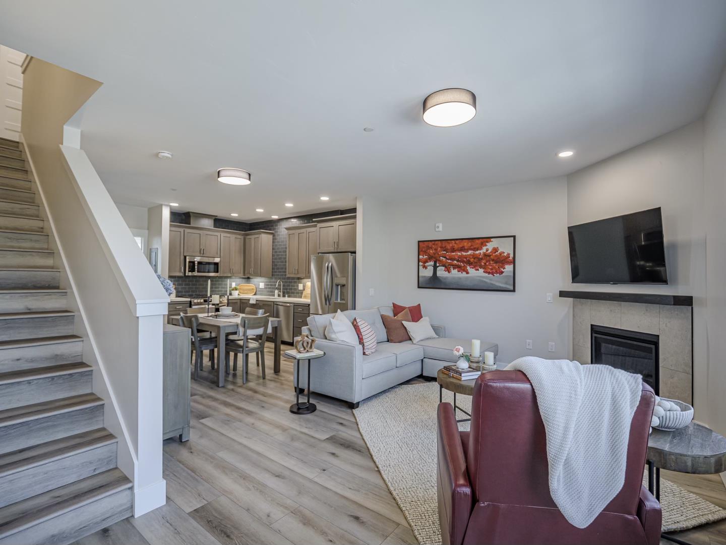 Detail Gallery Image 2 of 31 For 116 Aptos Village Way #2,  Aptos,  CA 95003 - 2 Beds | 2 Baths