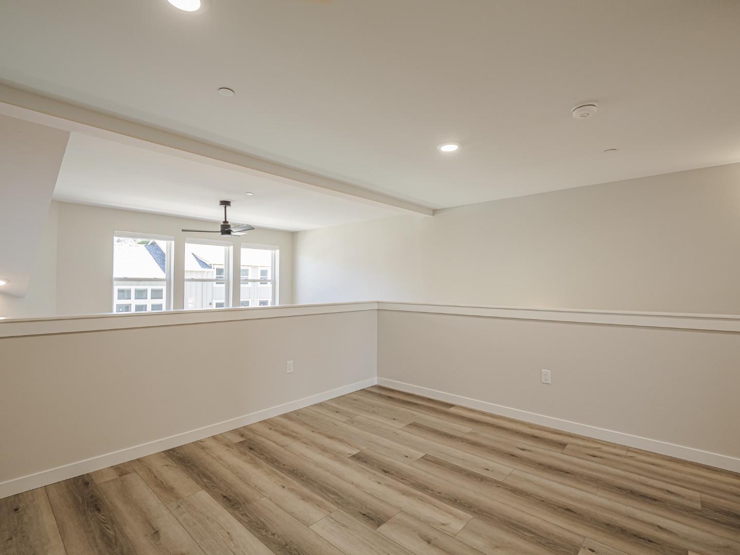 Detail Gallery Image 20 of 31 For 116 Aptos Village Way #2,  Aptos,  CA 95003 - 2 Beds | 2 Baths