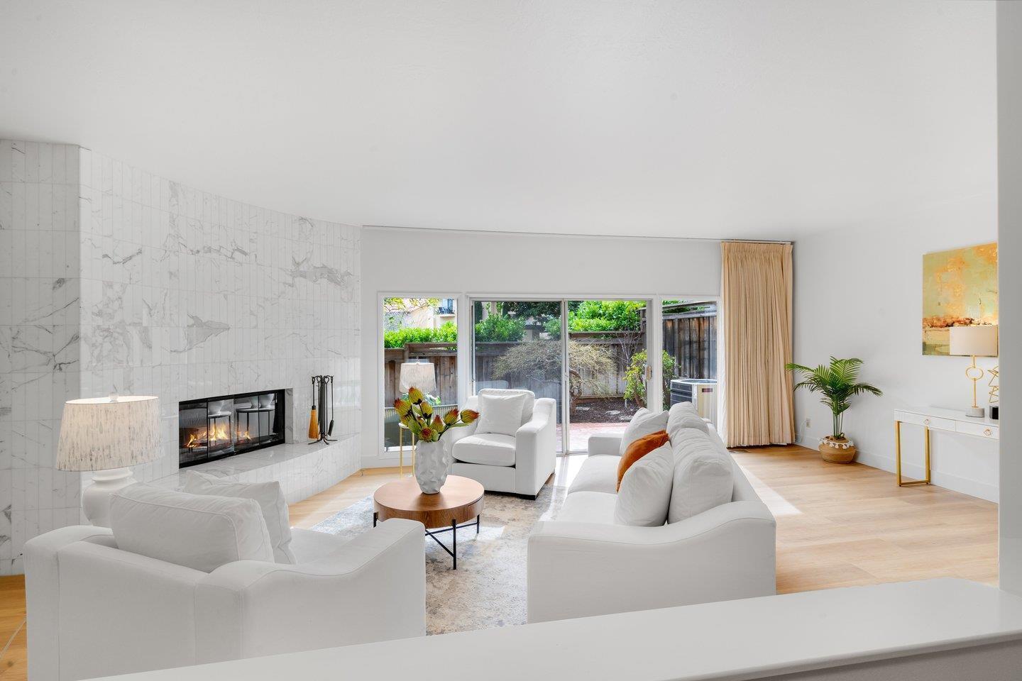 Detail Gallery Image 1 of 15 For 18400 Overlook Rd #41,  Los Gatos,  CA 95030 - 3 Beds | 2/1 Baths