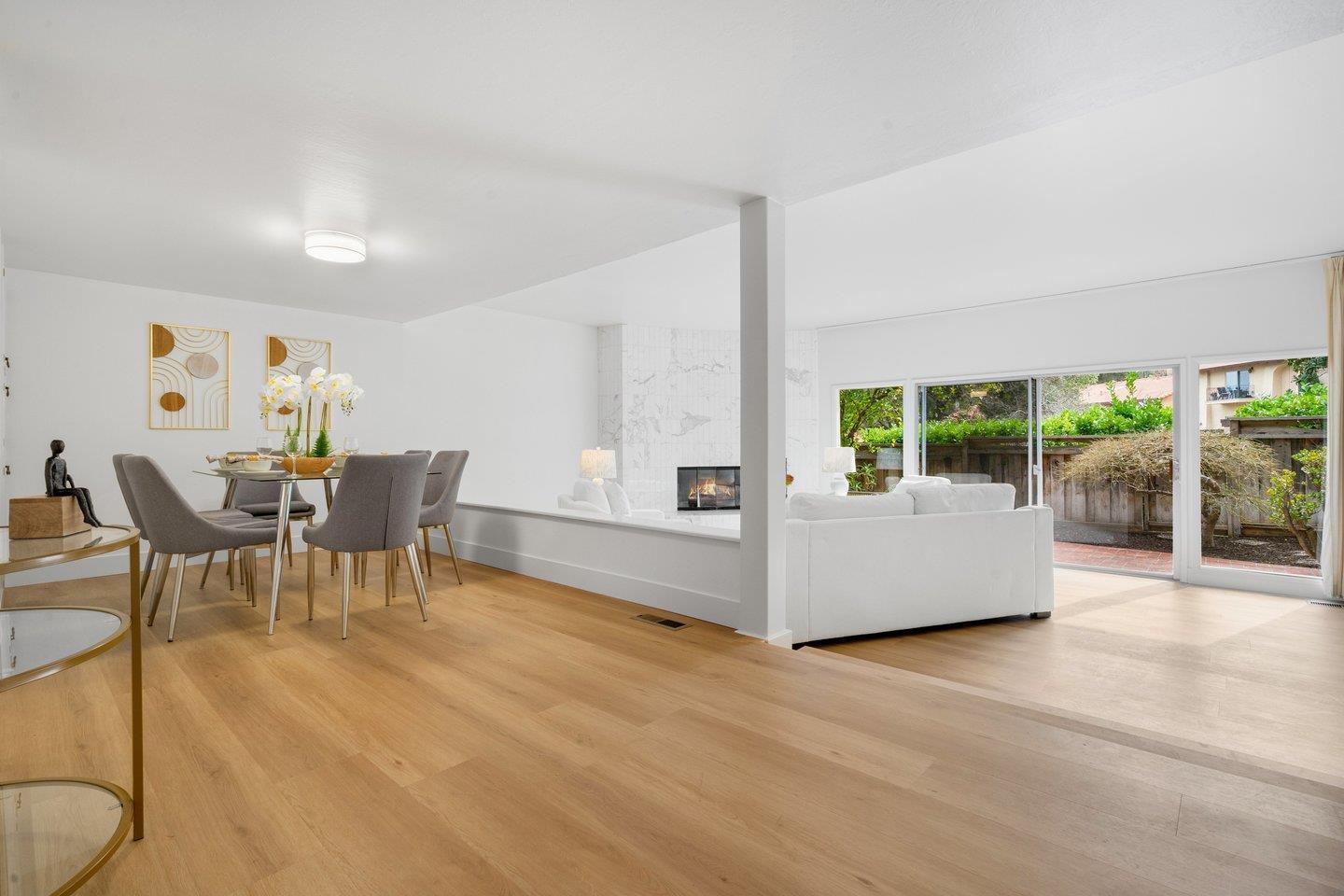 Detail Gallery Image 6 of 15 For 18400 Overlook Rd #41,  Los Gatos,  CA 95030 - 3 Beds | 2/1 Baths