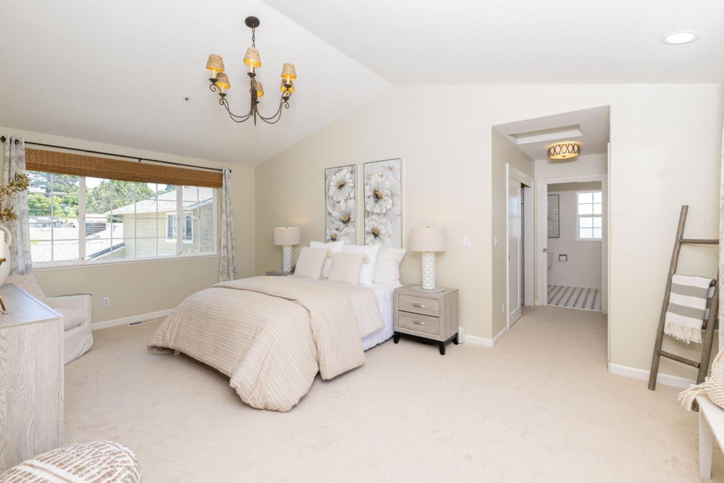 Detail Gallery Image 15 of 39 For 123 Reed Way, Santa Cruz,  CA 95060 - 3 Beds | 2/1 Baths