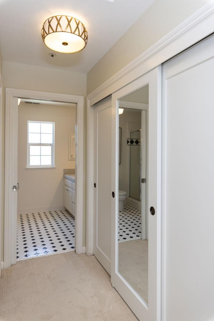 Detail Gallery Image 17 of 39 For 123 Reed Way, Santa Cruz,  CA 95060 - 3 Beds | 2/1 Baths