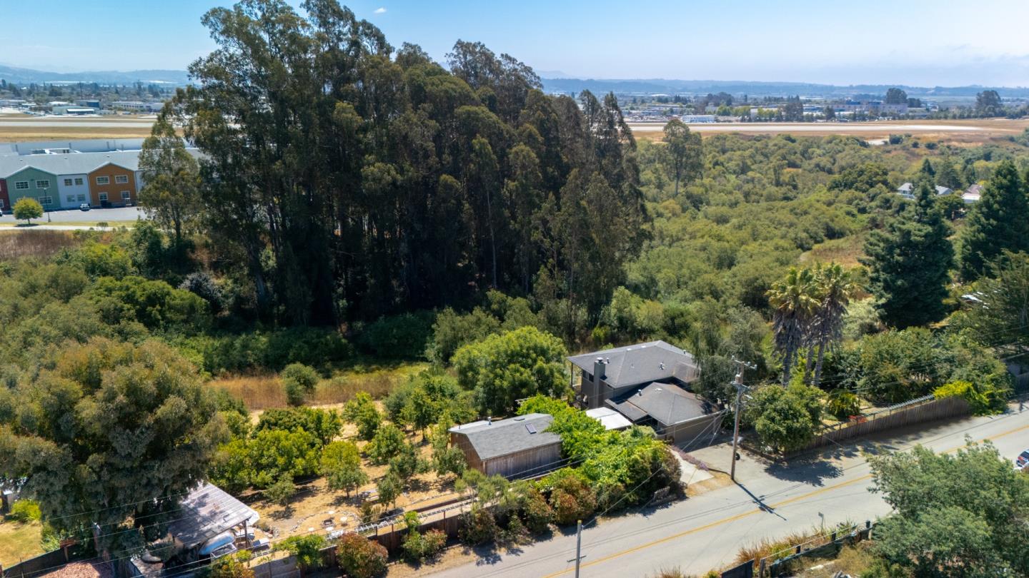 Detail Gallery Image 1 of 89 For 222 Manfre Rd, Watsonville,  CA 95076 - 3 Beds | 2/1 Baths