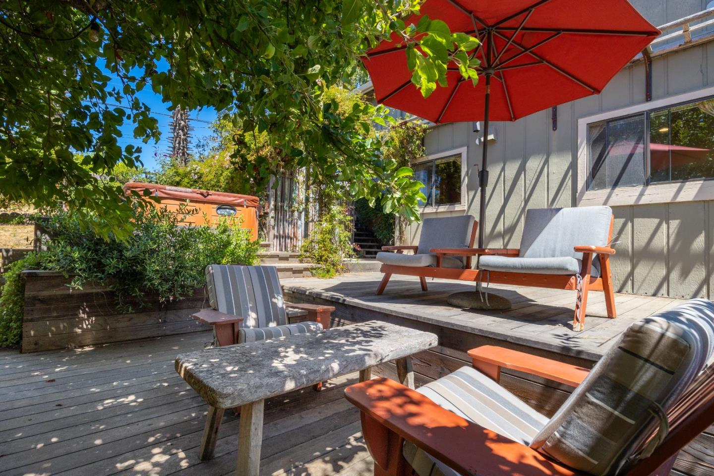 Detail Gallery Image 10 of 89 For 222 Manfre Rd, Watsonville,  CA 95076 - 3 Beds | 2/1 Baths