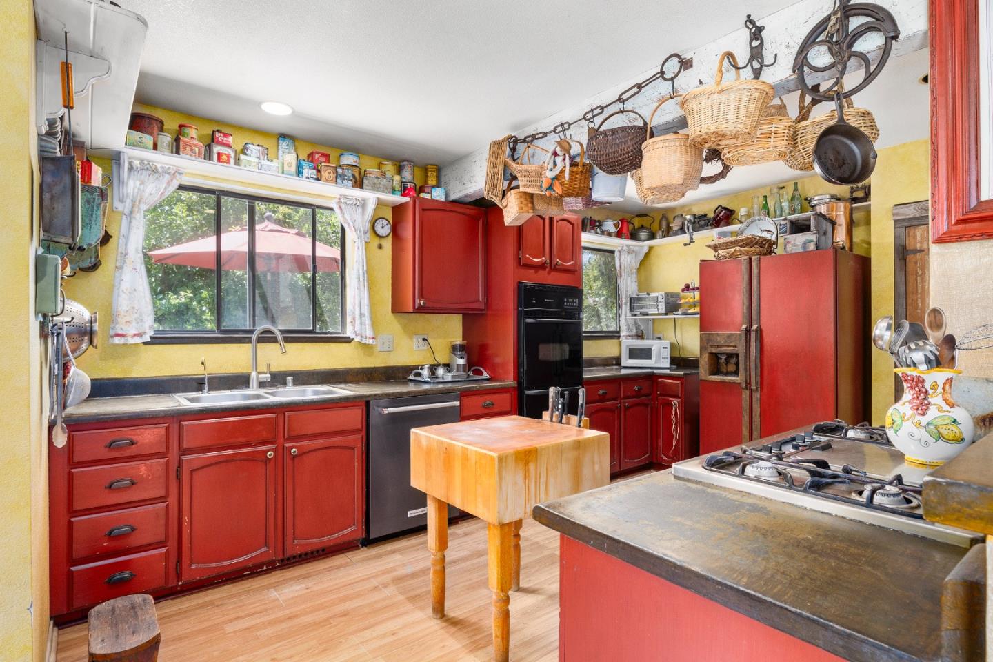 Detail Gallery Image 23 of 89 For 222 Manfre Rd, Watsonville,  CA 95076 - 3 Beds | 2/1 Baths