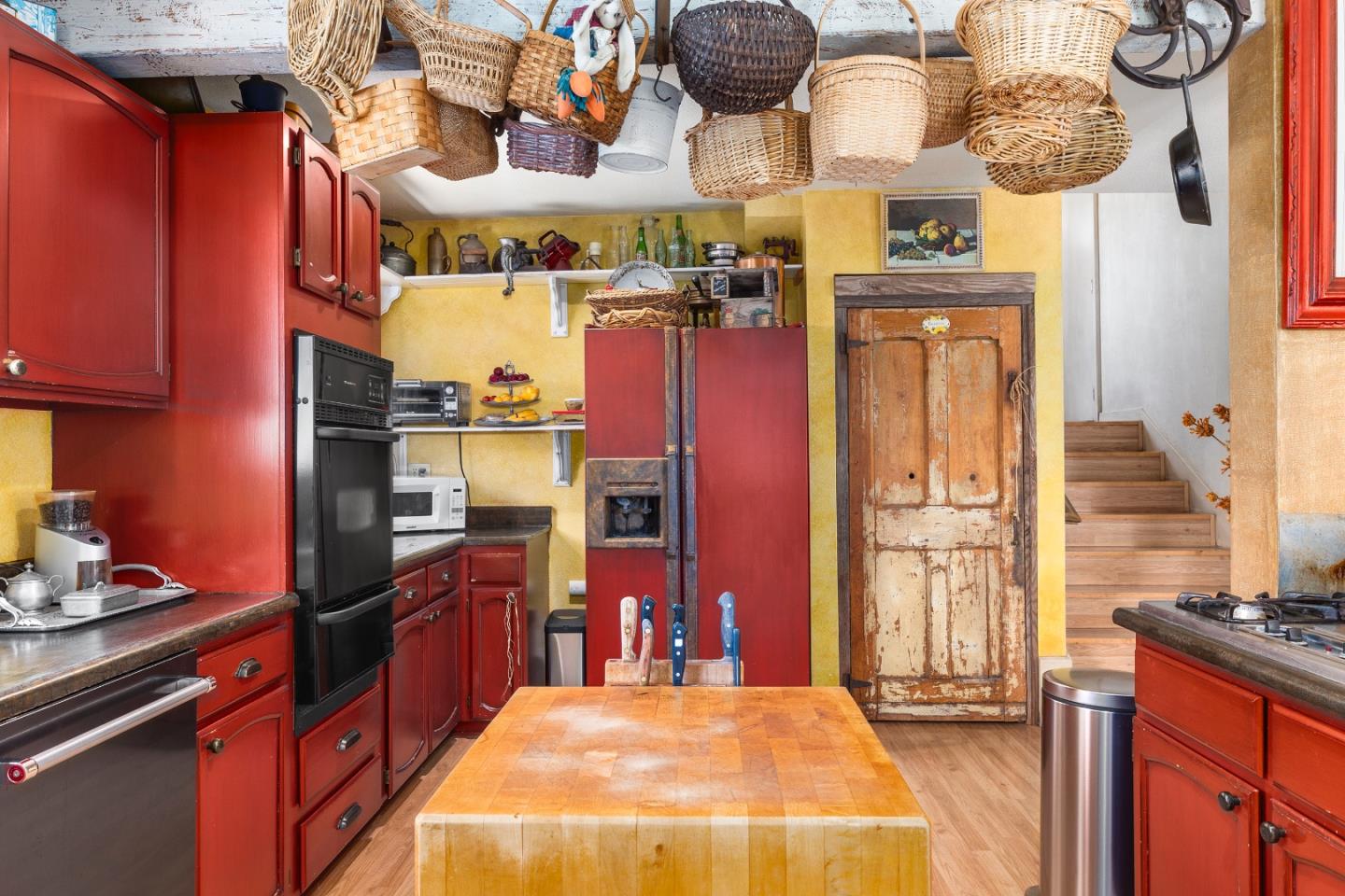 Detail Gallery Image 24 of 89 For 222 Manfre Rd, Watsonville,  CA 95076 - 3 Beds | 2/1 Baths