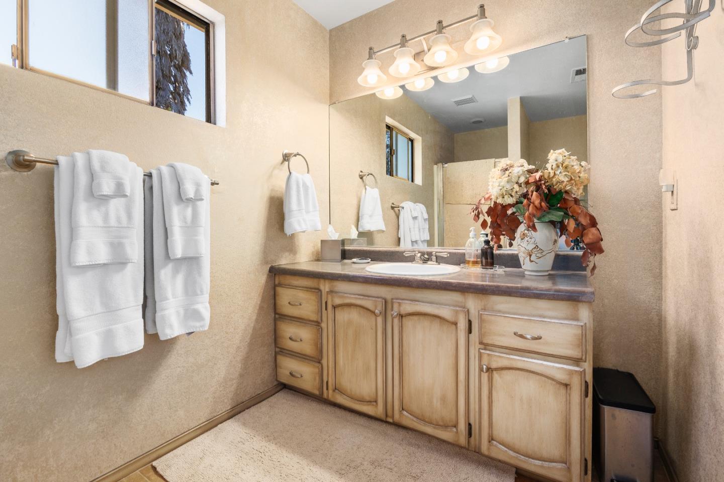 Detail Gallery Image 32 of 89 For 222 Manfre Rd, Watsonville,  CA 95076 - 3 Beds | 2/1 Baths