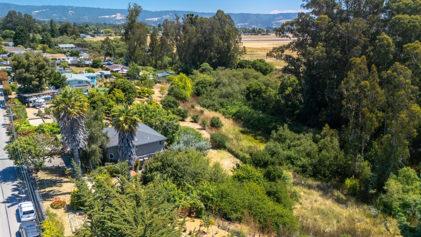 Detail Gallery Image 5 of 89 For 222 Manfre Rd, Watsonville,  CA 95076 - 3 Beds | 2/1 Baths