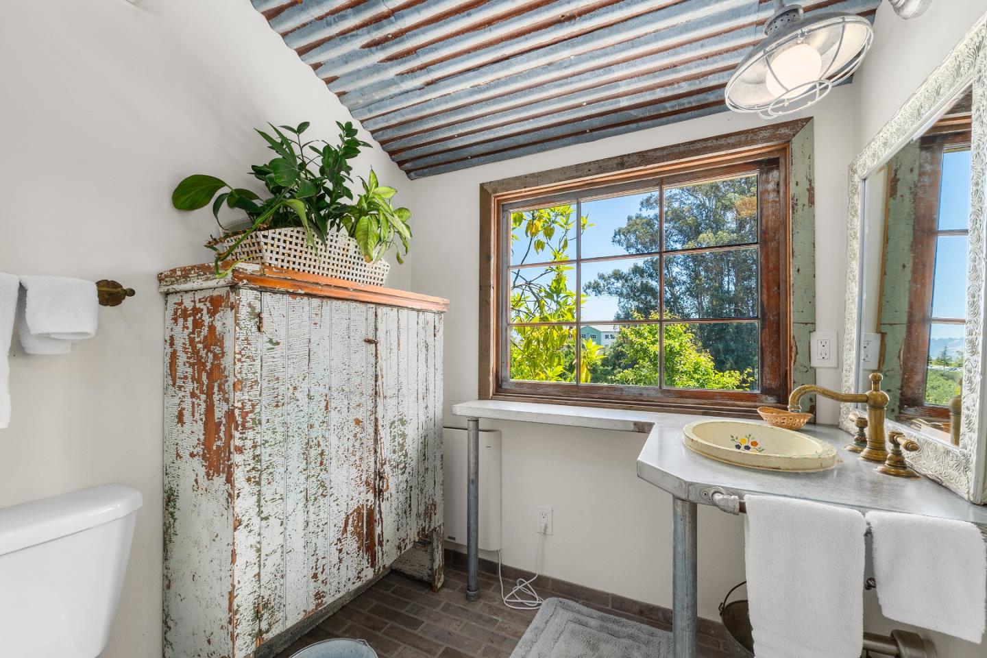 Detail Gallery Image 59 of 89 For 222 Manfre Rd, Watsonville,  CA 95076 - 3 Beds | 2/1 Baths