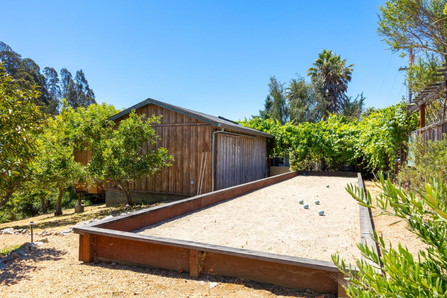 Detail Gallery Image 61 of 89 For 222 Manfre Rd, Watsonville,  CA 95076 - 3 Beds | 2/1 Baths