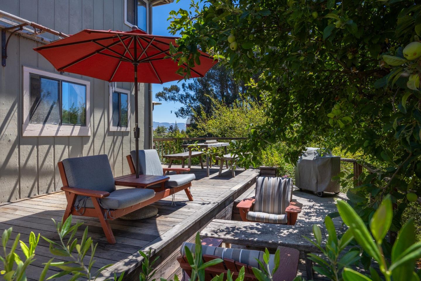 Detail Gallery Image 9 of 89 For 222 Manfre Rd, Watsonville,  CA 95076 - 3 Beds | 2/1 Baths