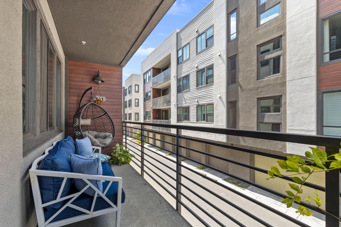 Detail Gallery Image 26 of 39 For 45049 Challenge #203,  Fremont,  CA 94538 - 3 Beds | 2 Baths