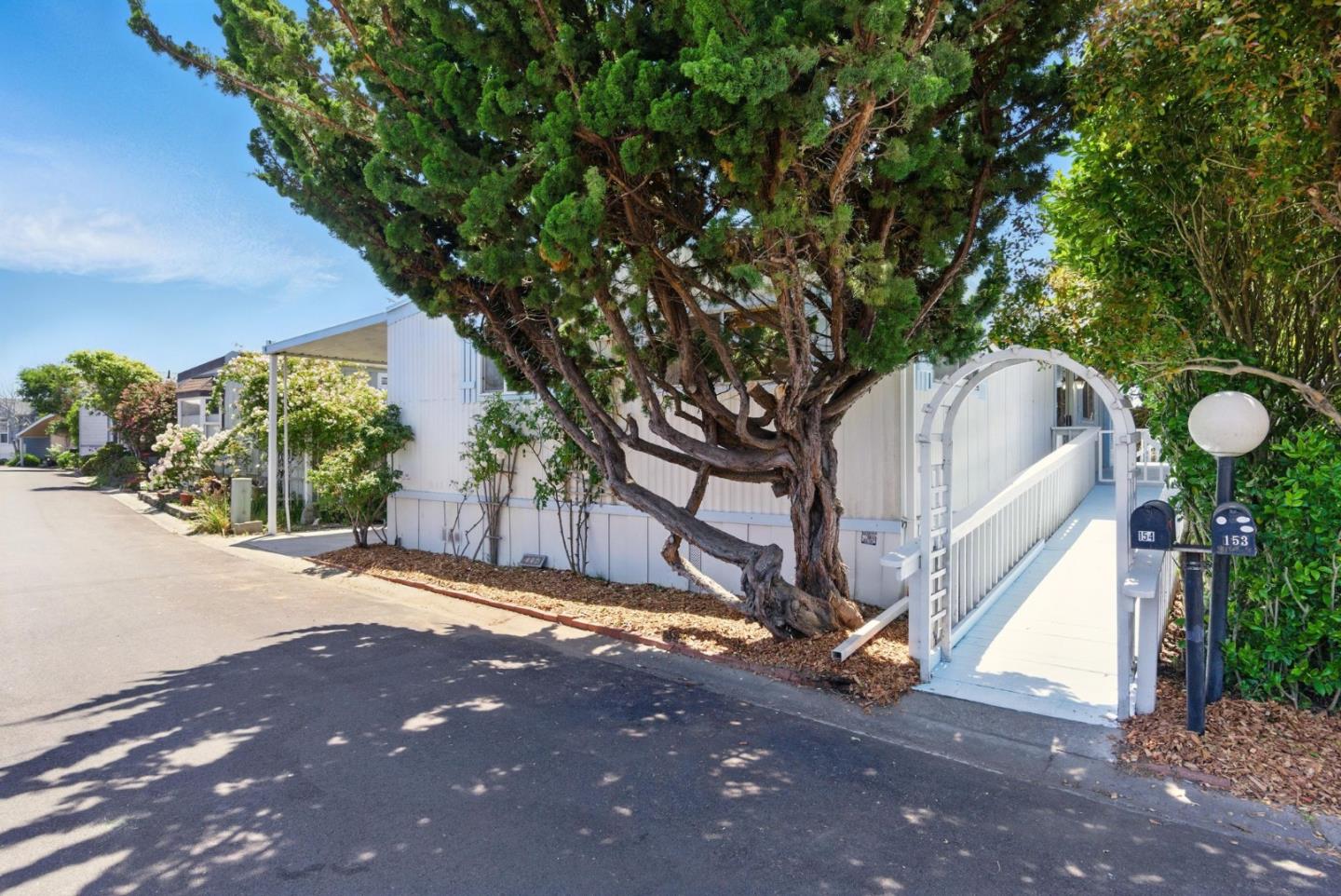Detail Gallery Image 2 of 36 For 2395 Delaware Ave #154,  Santa Cruz,  CA 95060 - 2 Beds | 2 Baths