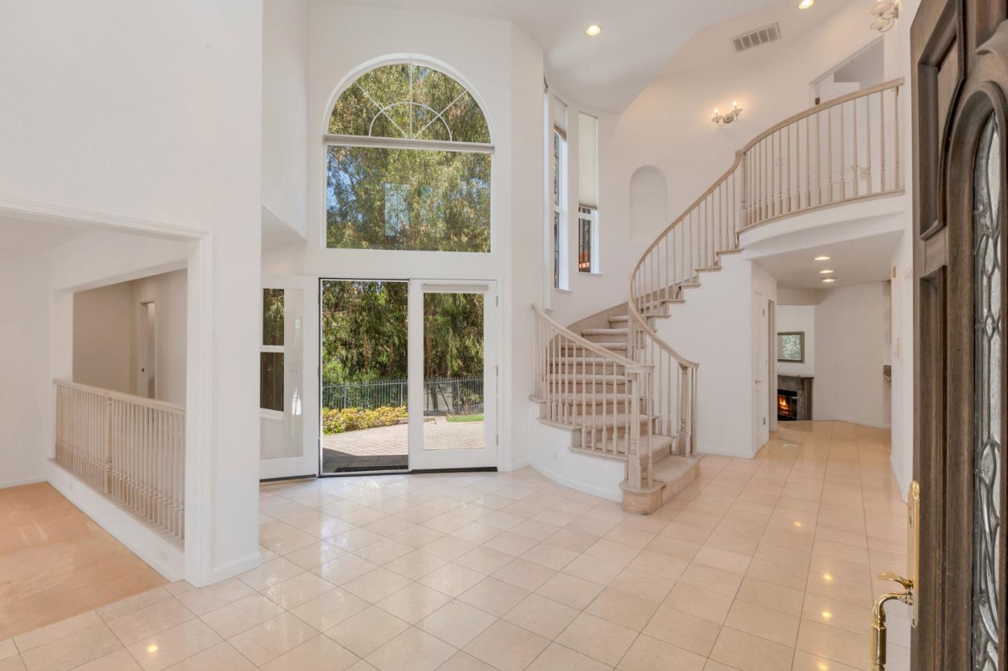 Detail Gallery Image 7 of 49 For 12189 Parker Ranch Rd, Saratoga,  CA 95070 - 4 Beds | 3/1 Baths