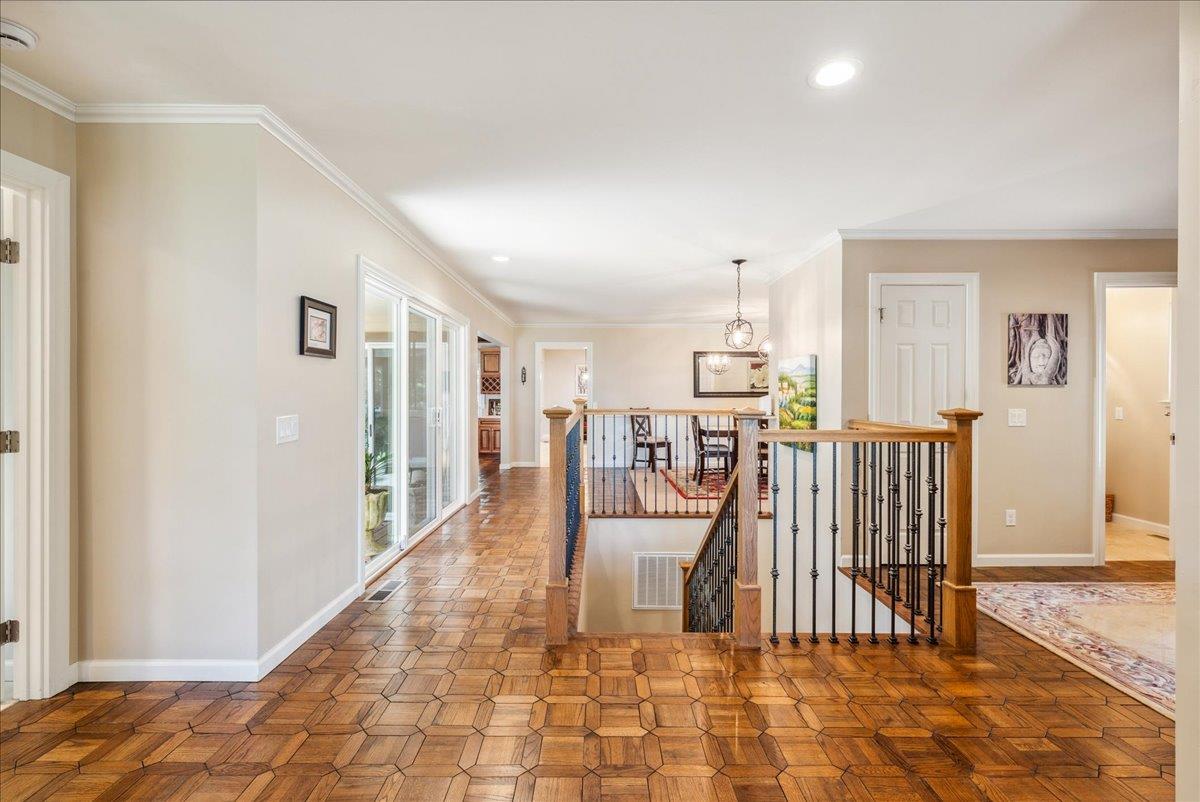 Detail Gallery Image 22 of 93 For 1 Windsor Rise, Monterey,  CA 93940 - 3 Beds | 2/1 Baths
