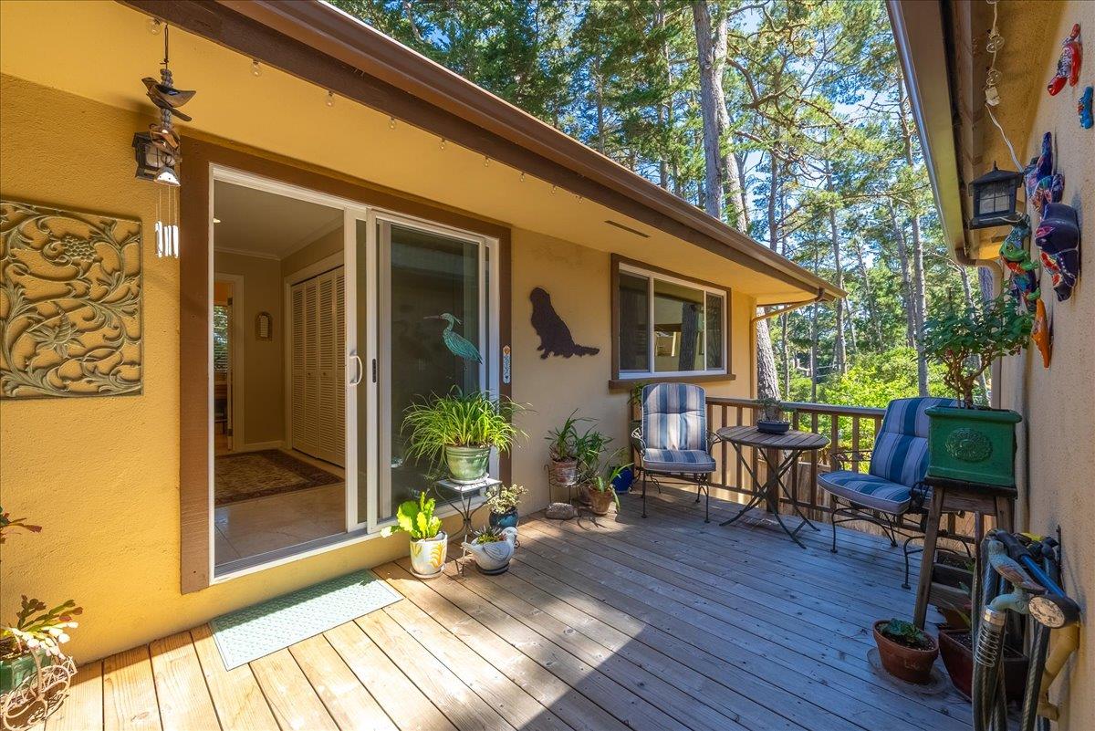 Detail Gallery Image 27 of 93 For 1 Windsor Rise, Monterey,  CA 93940 - 3 Beds | 2/1 Baths