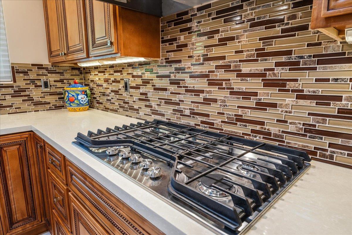 Detail Gallery Image 51 of 93 For 1 Windsor Rise, Monterey,  CA 93940 - 3 Beds | 2/1 Baths