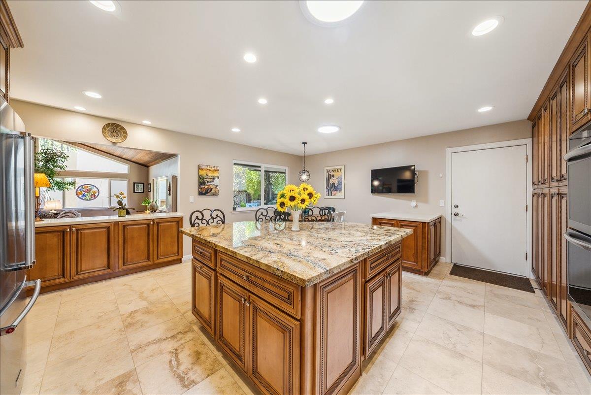 Detail Gallery Image 66 of 93 For 1 Windsor Rise, Monterey,  CA 93940 - 3 Beds | 2/1 Baths