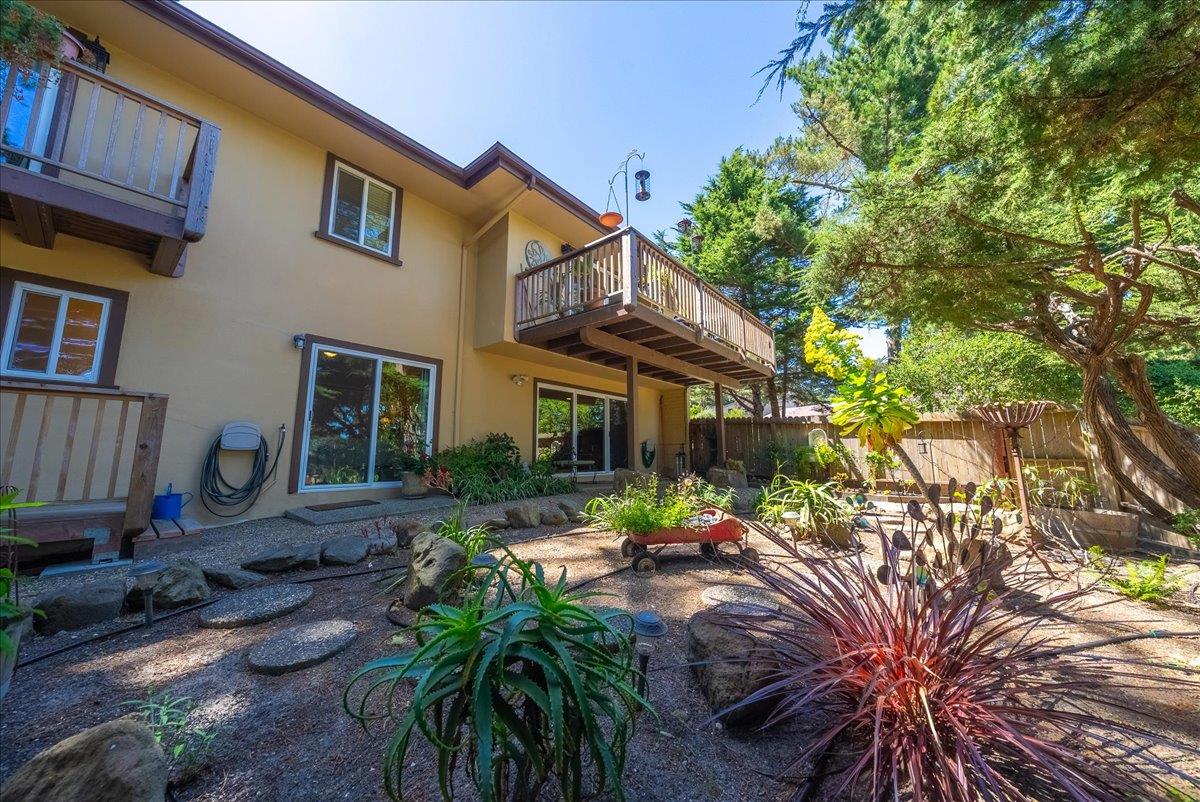 Detail Gallery Image 82 of 93 For 1 Windsor Rise, Monterey,  CA 93940 - 3 Beds | 2/1 Baths