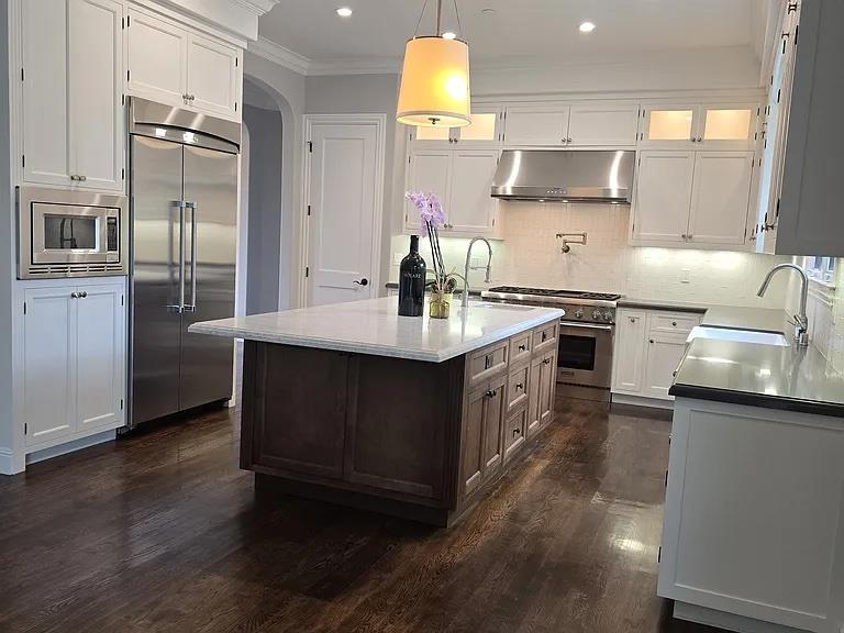 Detail Gallery Image 29 of 33 For 555 Darrell Rd, Hillsborough,  CA 94010 - 4 Beds | 2/1 Baths