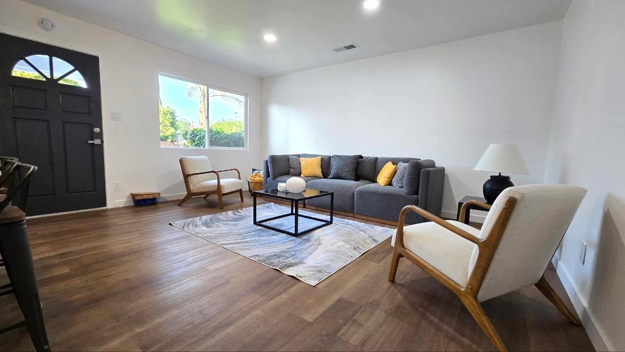Detail Gallery Image 11 of 28 For 204 Santa Rosa Dr, San Jose,  CA 95111 - 3 Beds | 2 Baths