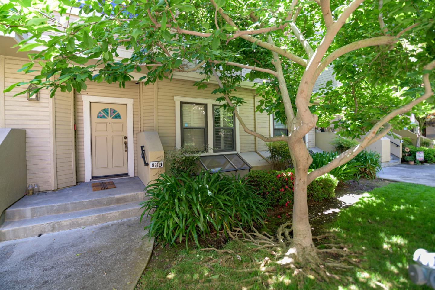 Detail Gallery Image 33 of 33 For 991 La Mesa Ter #D,  Sunnyvale,  CA 94086 - 2 Beds | 2/1 Baths