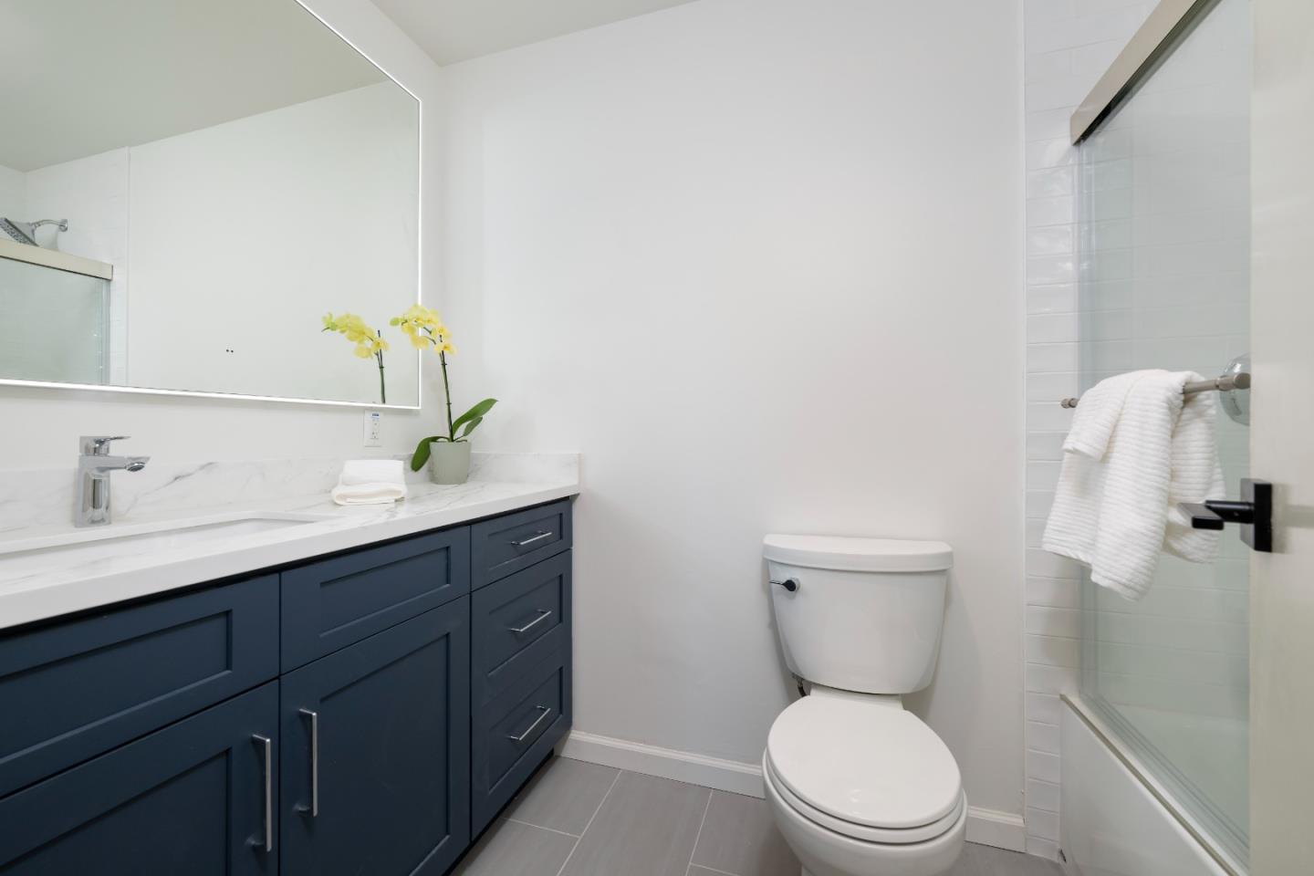 Detail Gallery Image 14 of 22 For 928 Peninsula Ave #312,  San Mateo,  CA 94401 - 2 Beds | 2 Baths