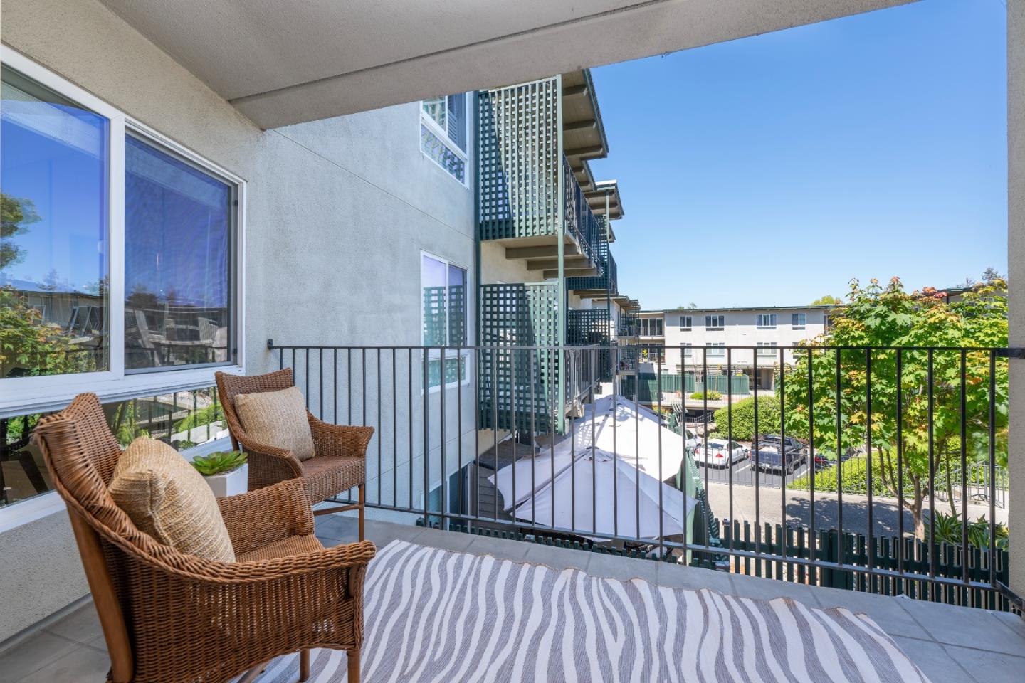 Detail Gallery Image 17 of 22 For 928 Peninsula Ave #312,  San Mateo,  CA 94401 - 2 Beds | 2 Baths