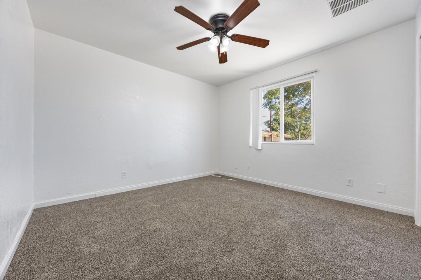 Detail Gallery Image 14 of 28 For 132 Center, Taft,  CA 93268 - 3 Beds | 1 Baths