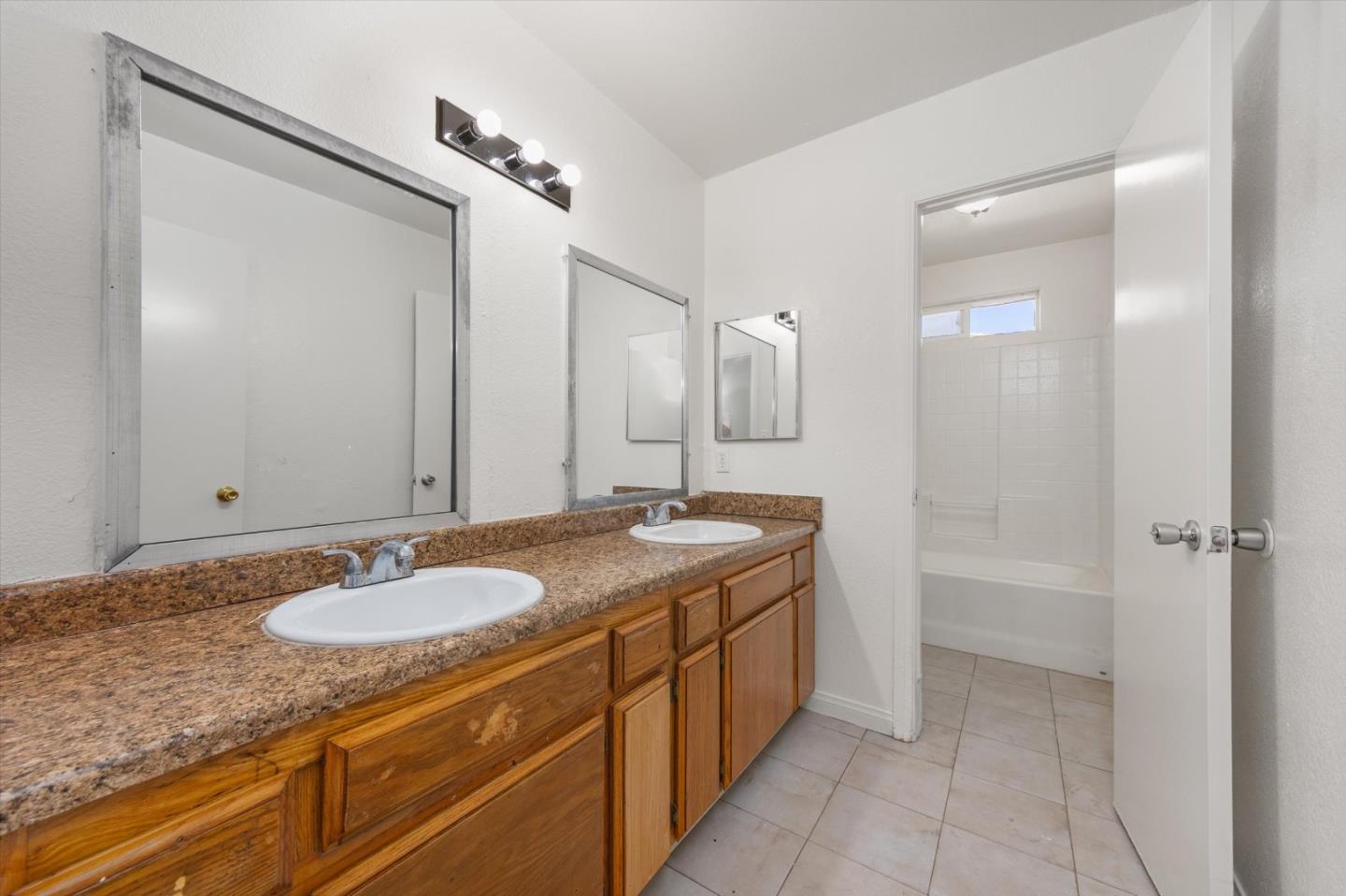 Detail Gallery Image 18 of 28 For 132 Center, Taft,  CA 93268 - 3 Beds | 1 Baths