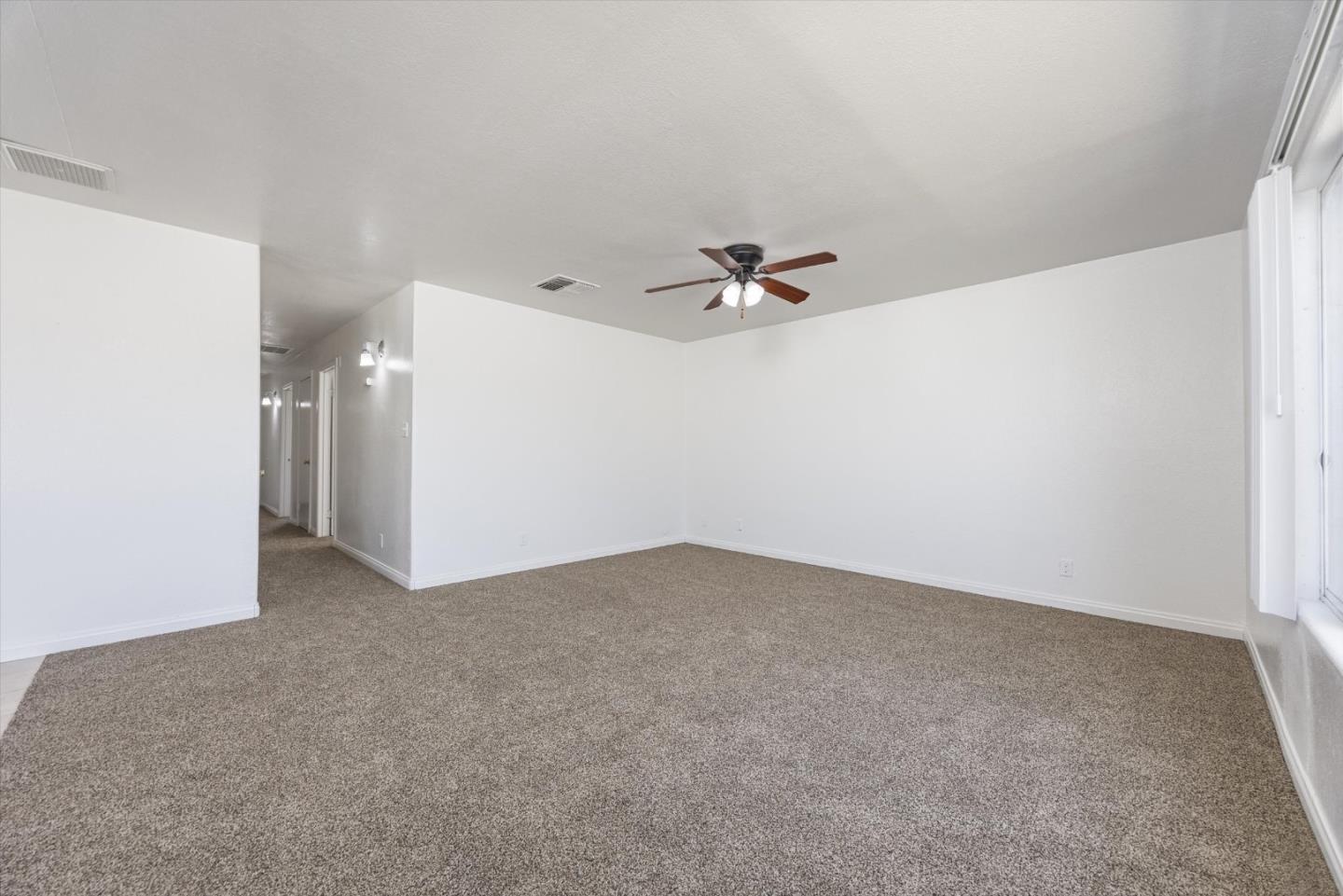 Detail Gallery Image 7 of 28 For 132 Center, Taft,  CA 93268 - 3 Beds | 1 Baths