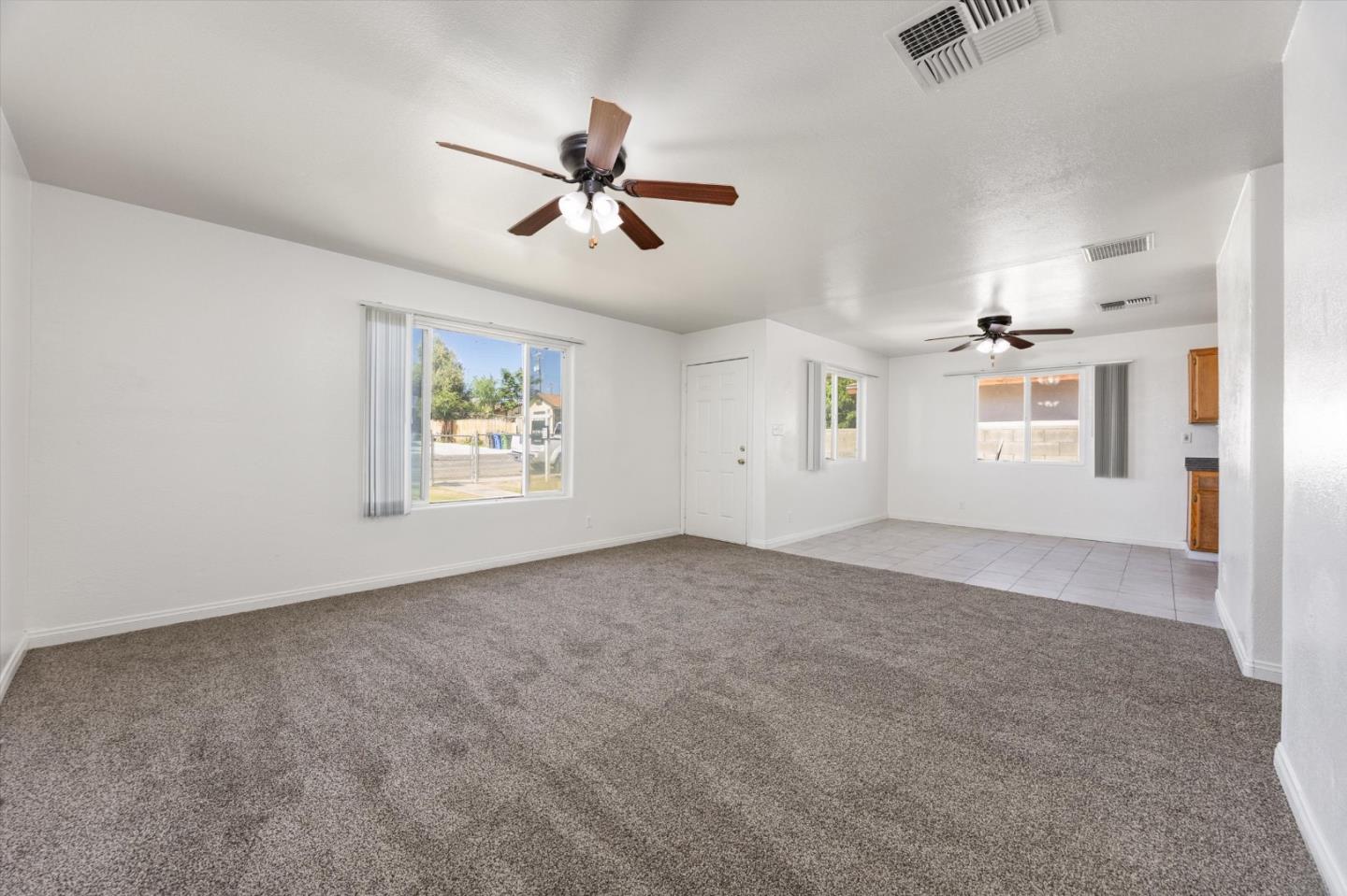 Detail Gallery Image 9 of 28 For 132 Center, Taft,  CA 93268 - 3 Beds | 1 Baths