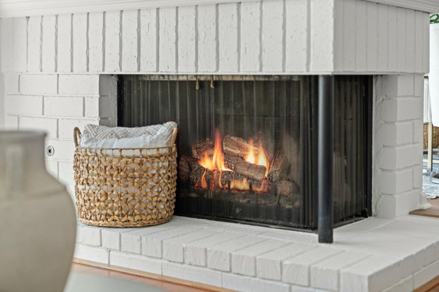 Detail Gallery Image 15 of 71 For 17 Spinnaker Pl, Redwood City,  CA 94065 - 3 Beds | 2/1 Baths