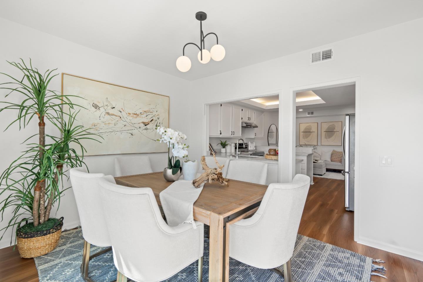 Detail Gallery Image 26 of 71 For 17 Spinnaker Pl, Redwood City,  CA 94065 - 3 Beds | 2/1 Baths