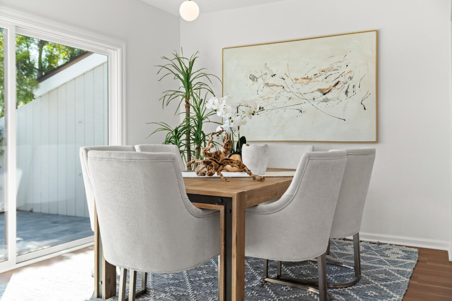 Detail Gallery Image 27 of 71 For 17 Spinnaker Pl, Redwood City,  CA 94065 - 3 Beds | 2/1 Baths