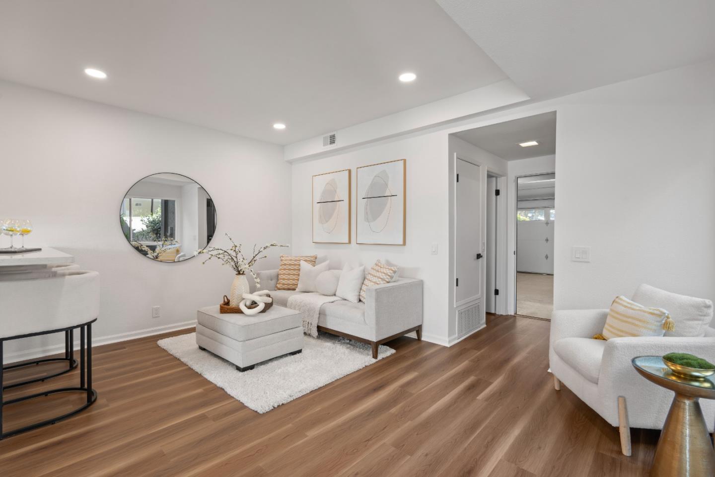 Detail Gallery Image 34 of 71 For 17 Spinnaker Pl, Redwood City,  CA 94065 - 3 Beds | 2/1 Baths