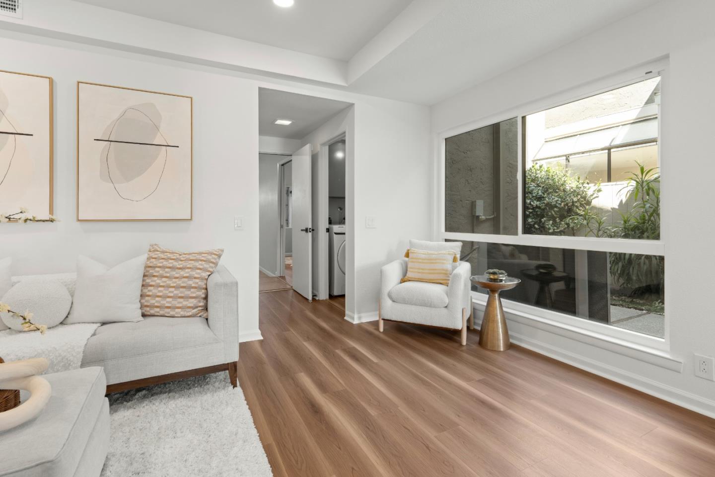 Detail Gallery Image 37 of 71 For 17 Spinnaker Pl, Redwood City,  CA 94065 - 3 Beds | 2/1 Baths
