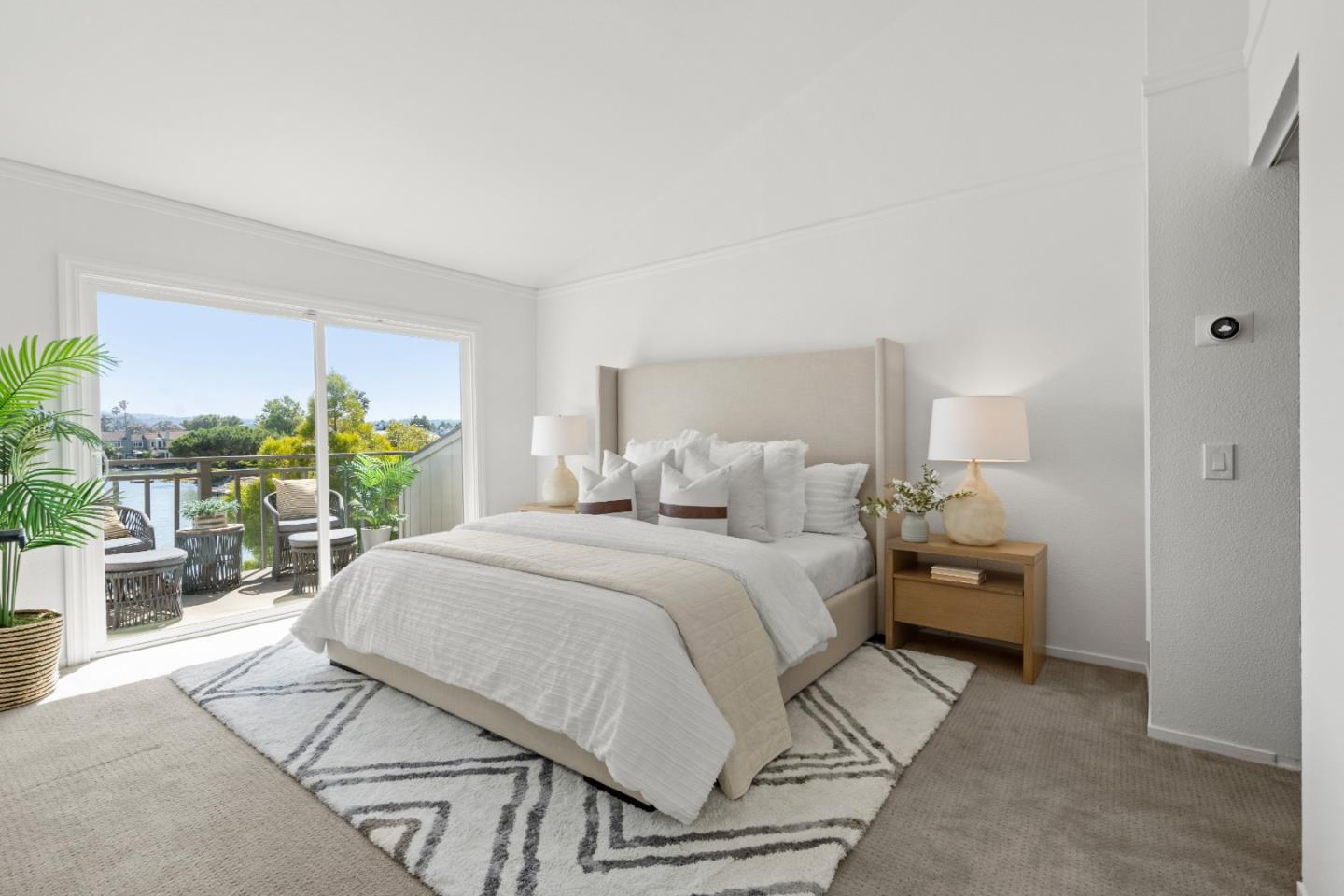 Detail Gallery Image 40 of 71 For 17 Spinnaker Pl, Redwood City,  CA 94065 - 3 Beds | 2/1 Baths